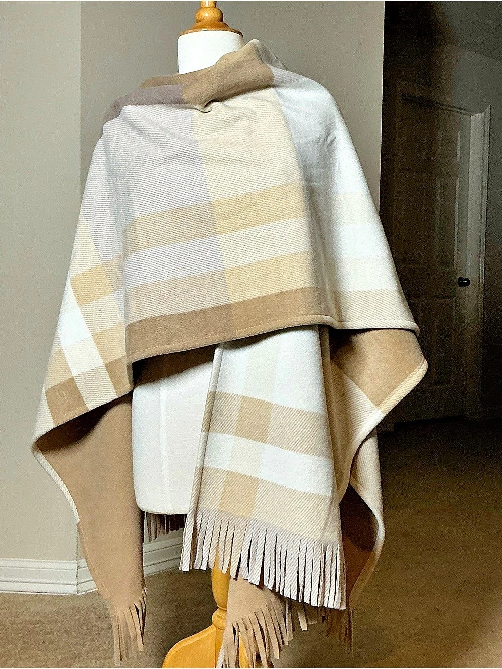Rachel Zoe Plaid Fringe Wrap Scarf in Beige & White Like New